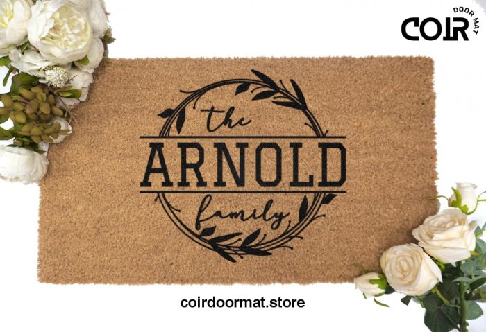 Family Name Doormat With Wreath / Personalized Family Name Doormat / New Home Gift / Realtor Gift / Housewarming Gift / Custom Doormat